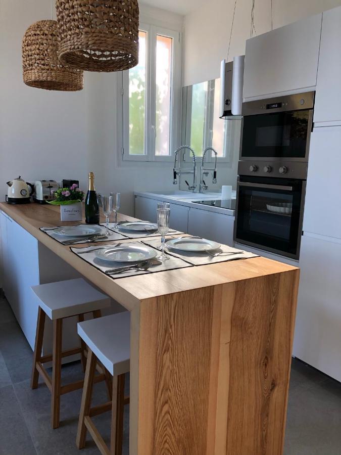 Petit Paradis A Sanary Avec Vue Mer Wifi Et Clim Екстериор снимка