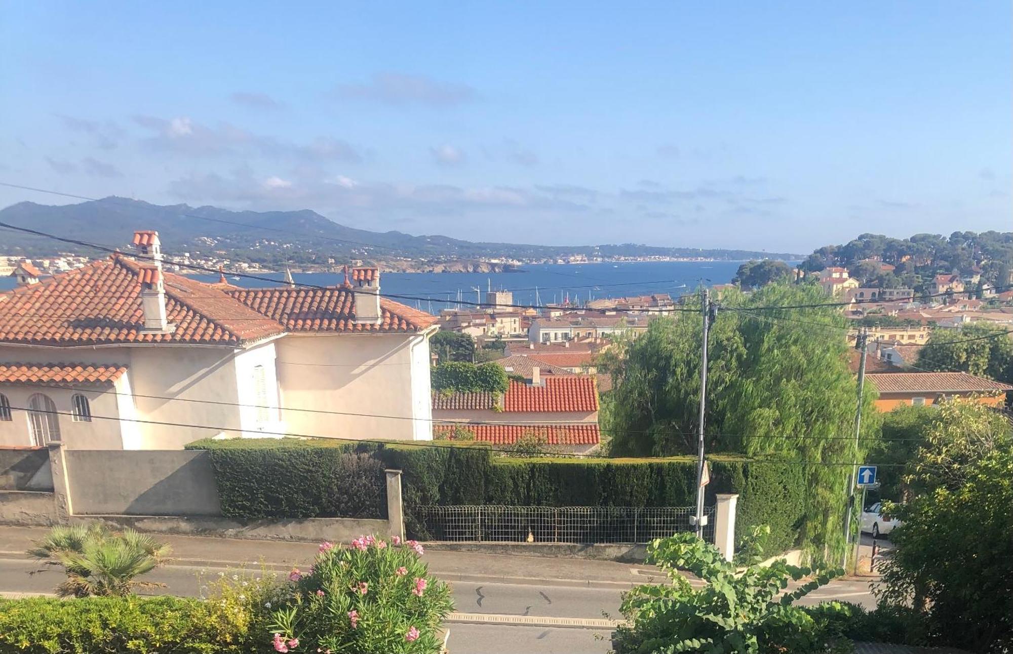 Petit Paradis A Sanary Avec Vue Mer Wifi Et Clim Екстериор снимка